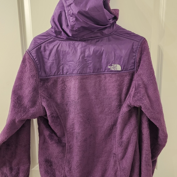 The North Face Deep Purple Hooded Fleece - Picture 2 of 5